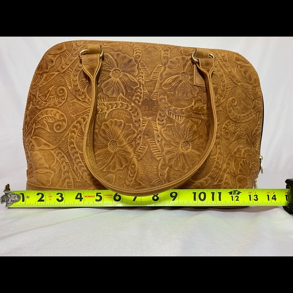 Light Brown Leather Tooled Purse - Picture 2 of 4
